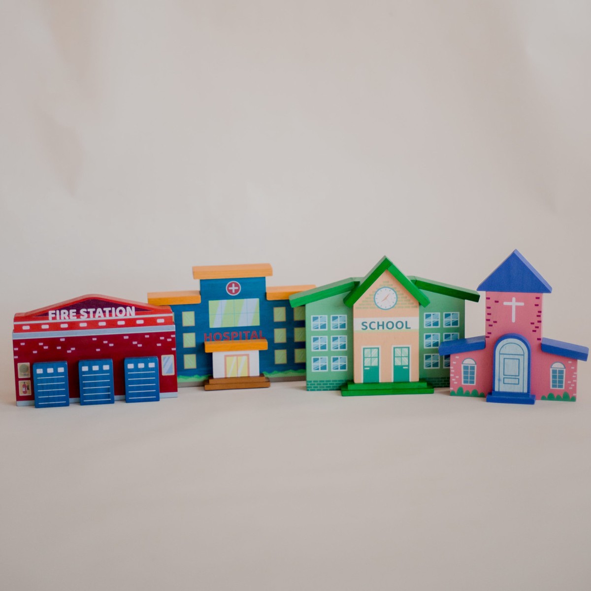Qtoys Street Wooden Buildings Set
