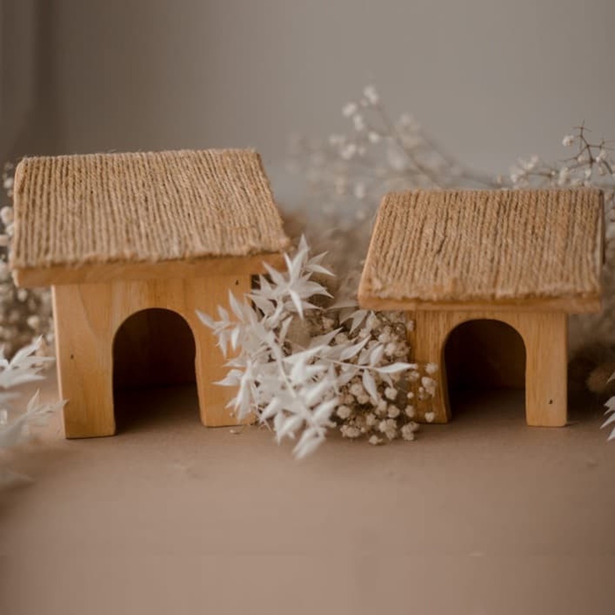 Qtoys Wooden Cottage Houses