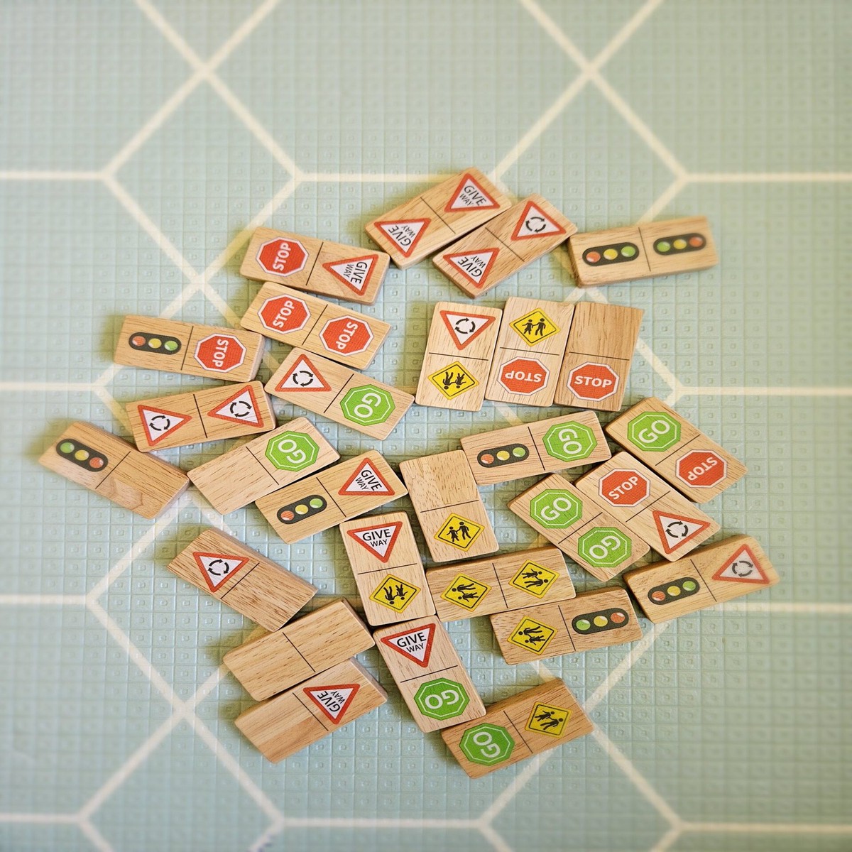 Qtoys Traffic Sign Domino Set