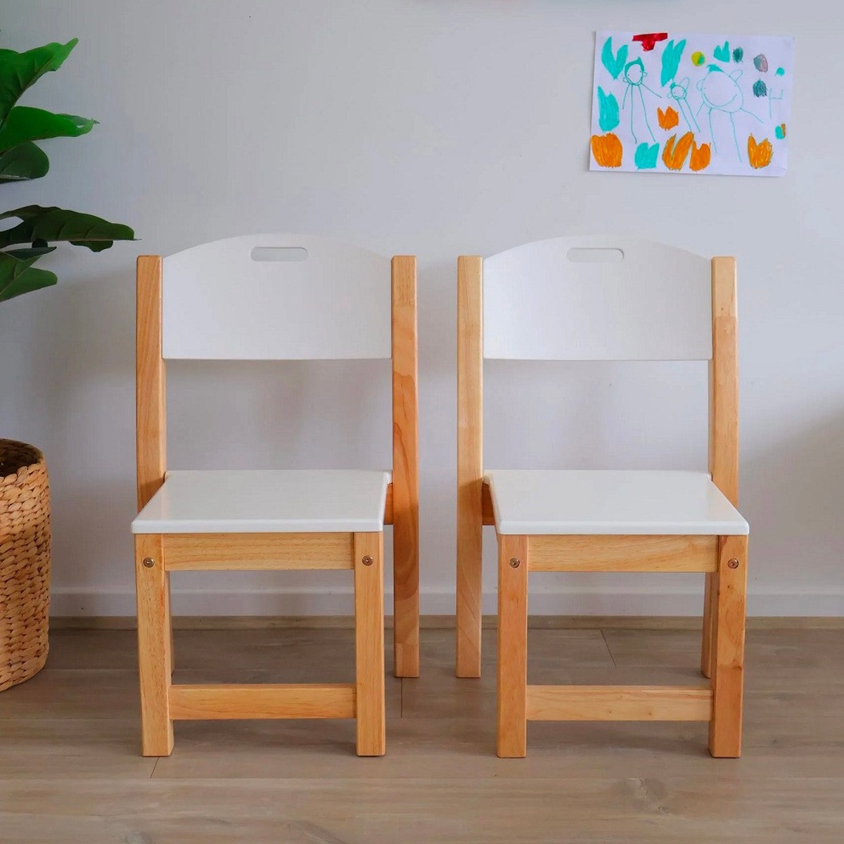 Qtoys White Seat Stacking Chairs - Set of Two
