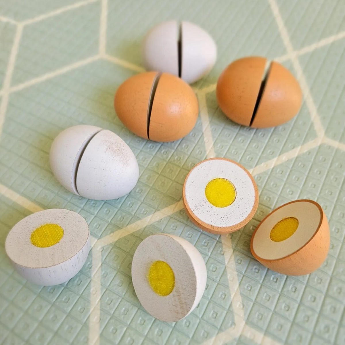 Qtoys Wooden Eggs Set