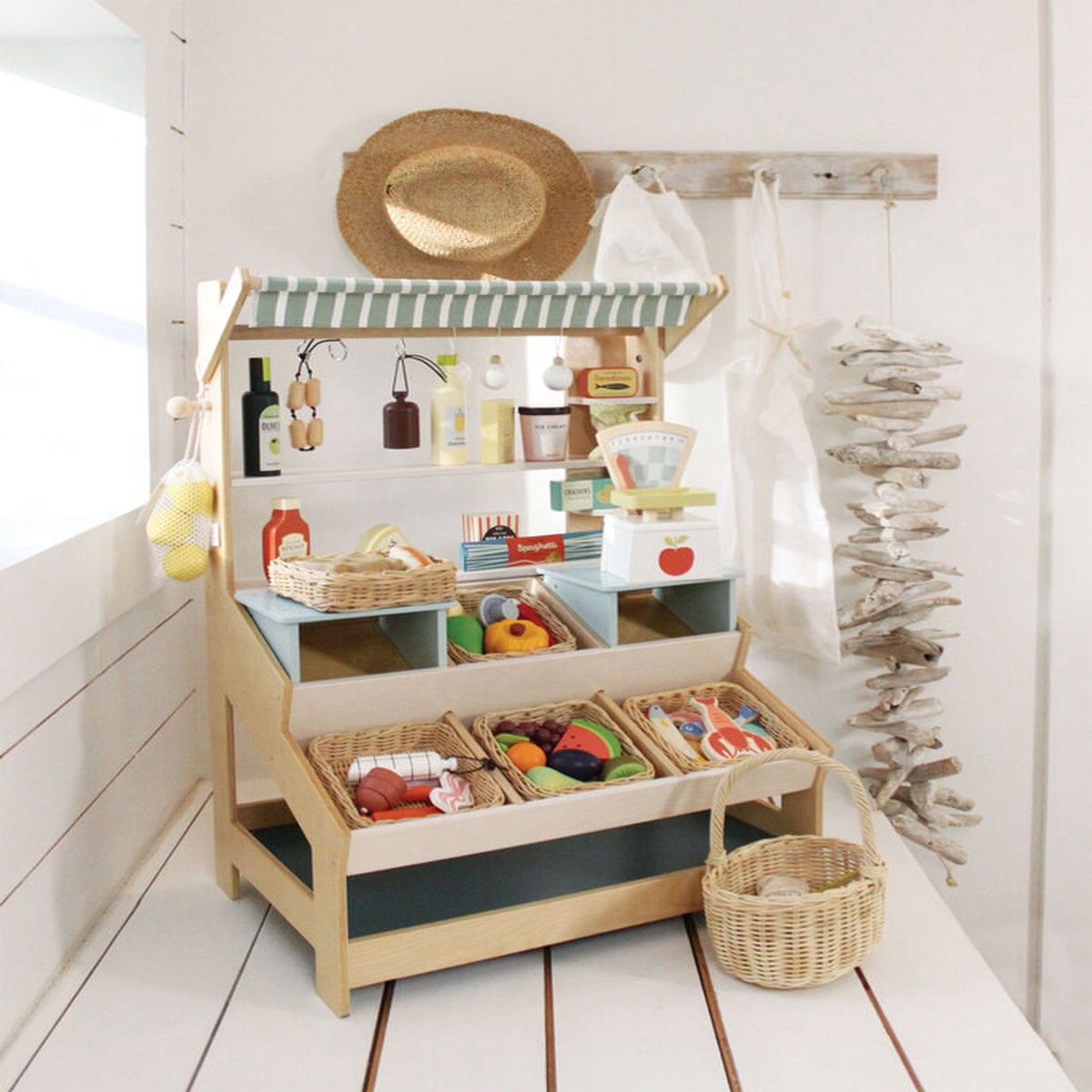 Tenderleaf General Store Market Stand