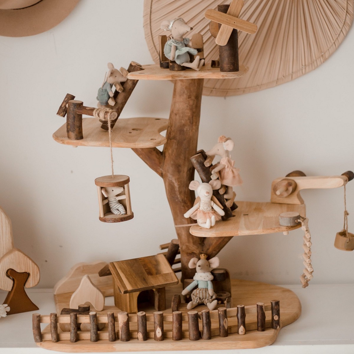 Qtoys Adventure Tree House