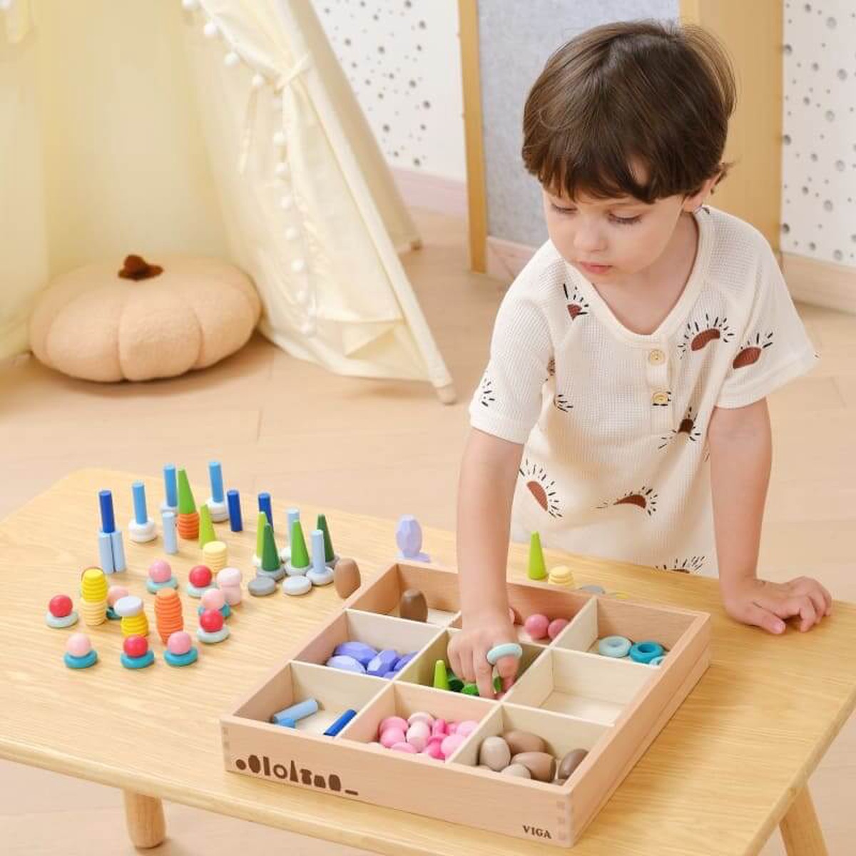 Wooden Loose Parts Rainbow Tray Set