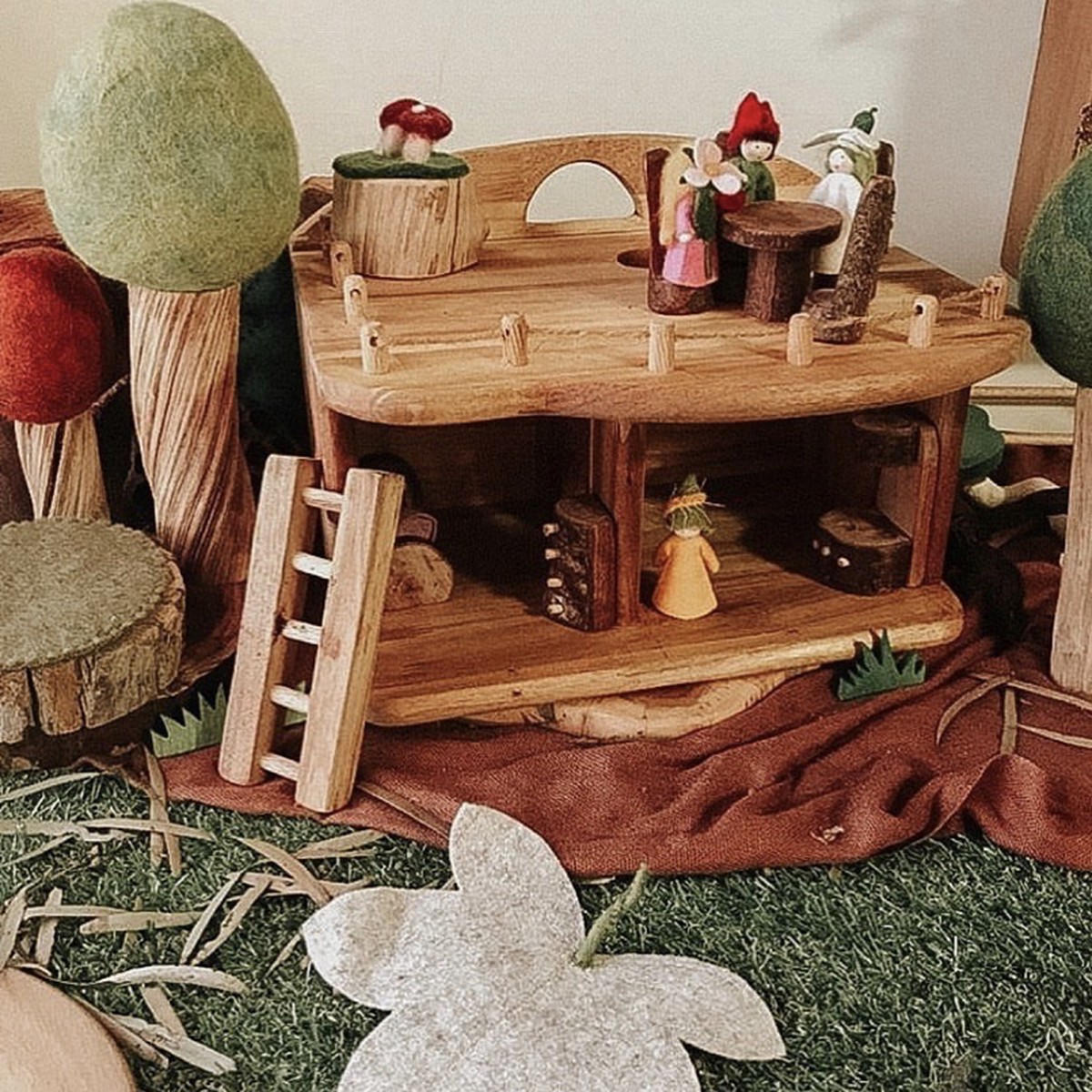 Qtoys Mini Eco Dollhouse