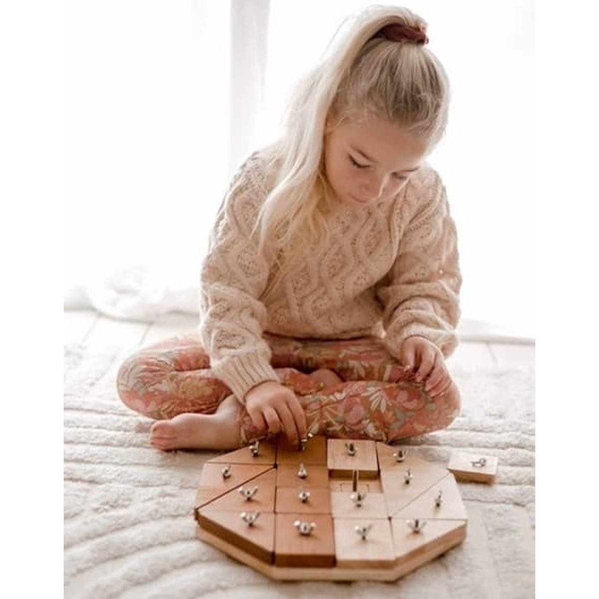 Qtoys Tactile Learning Board