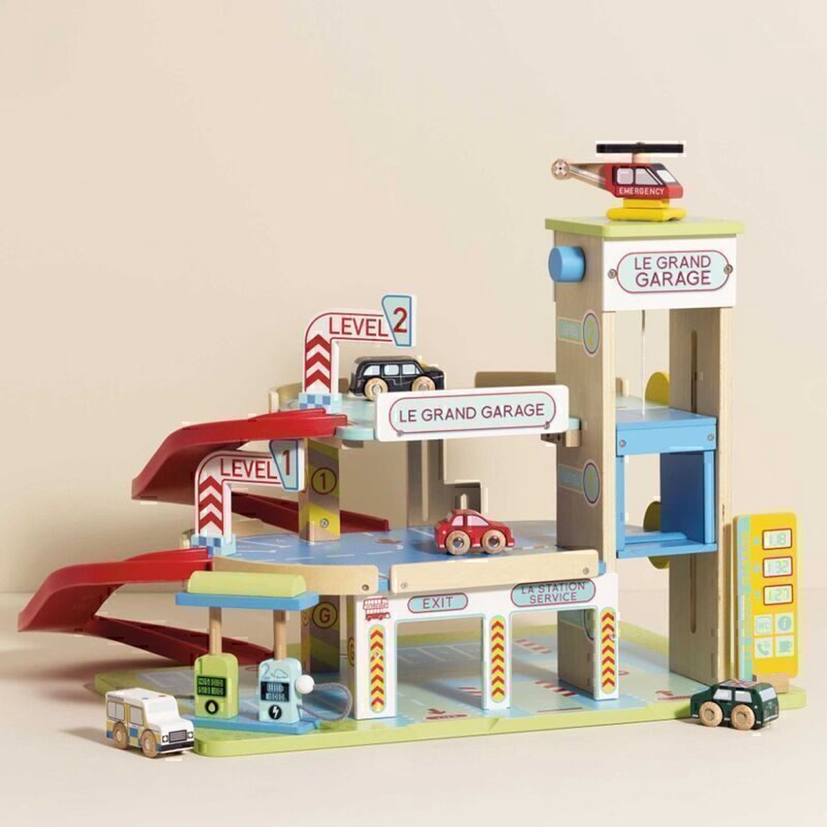 Le Toy Van Le Grand Wooden Garage Station